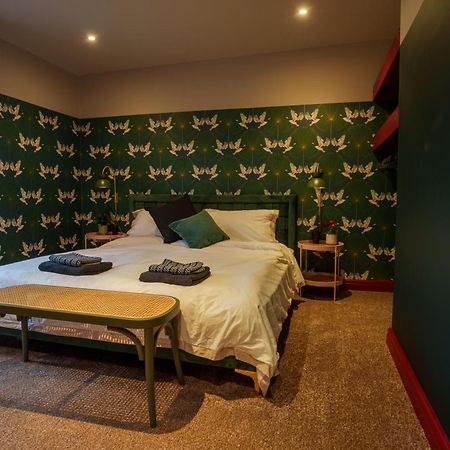 Stay With Airhgt @ Luxe Apartment In Central 해러게이트 외부 사진