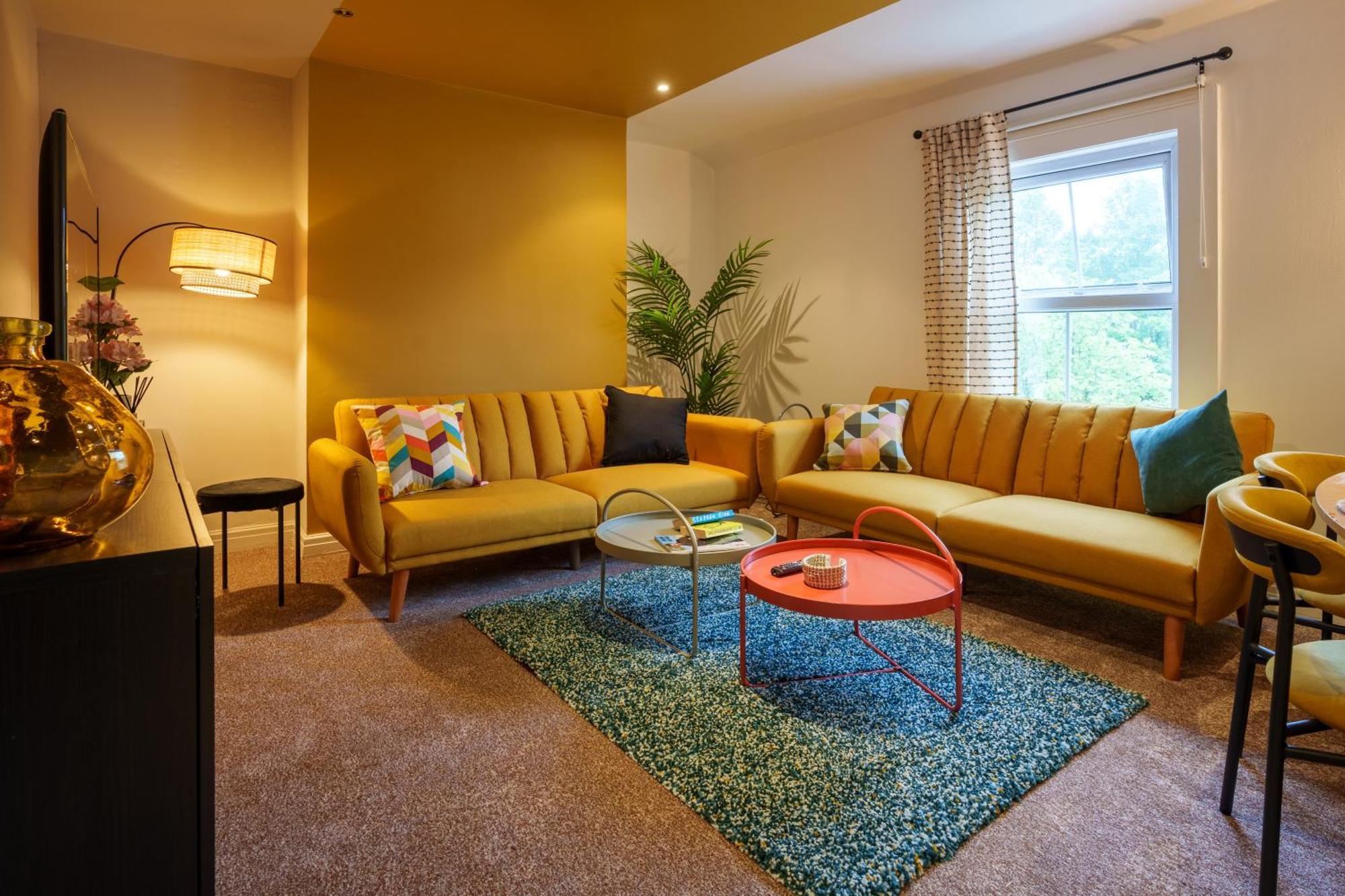 Stay With Airhgt @ Luxe Apartment In Central 해러게이트 외부 사진