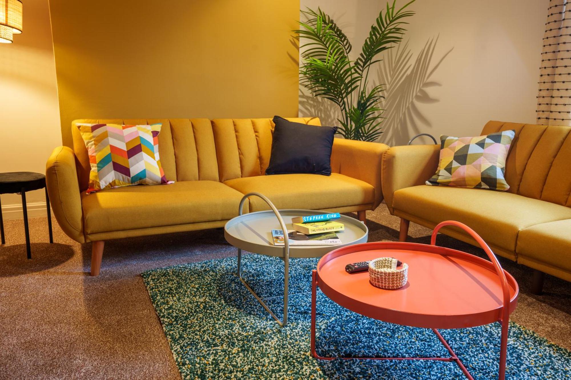 Stay With Airhgt @ Luxe Apartment In Central 해러게이트 외부 사진